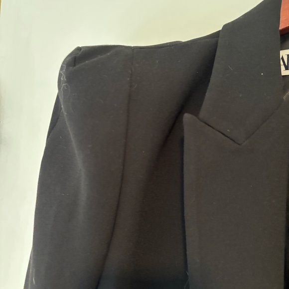 Zara Women's Classic Black Blazer with Gold Accents - Picture 6 of 7
